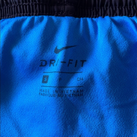 Nike Dri-Fit Running Shorts (Size Small) - Picture 3 of 3